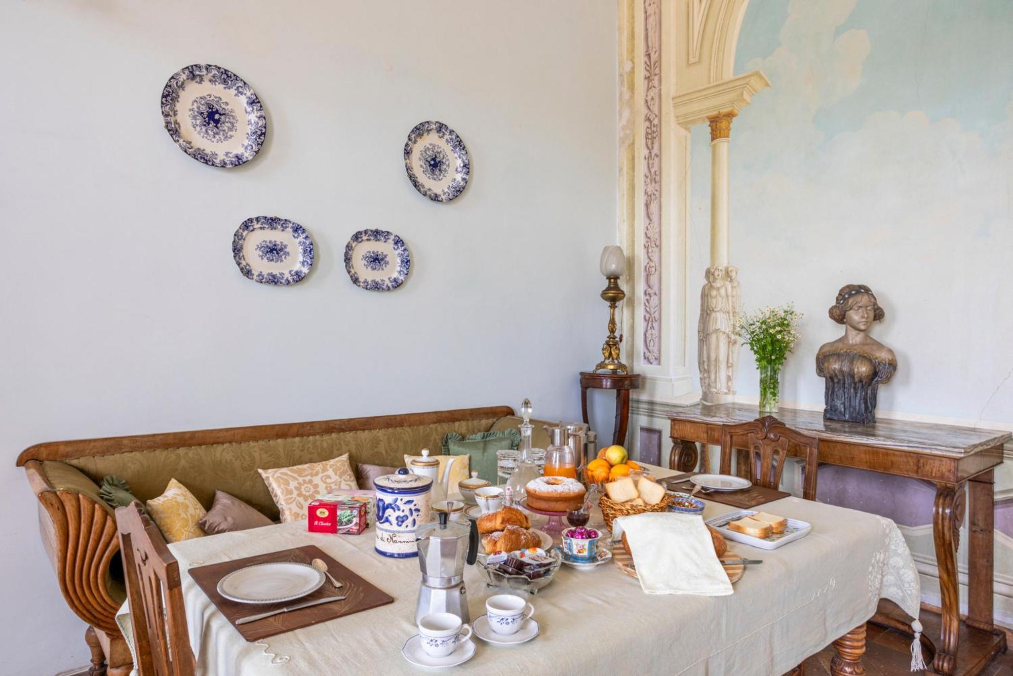 Colli del Tronto B&B In An 1800S Frescoed Villa With Panoramic Solarium And Historic Park - Villa Mastrangelo المظهر الخارجي الصورة